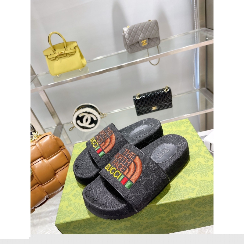 G*u*i slippers